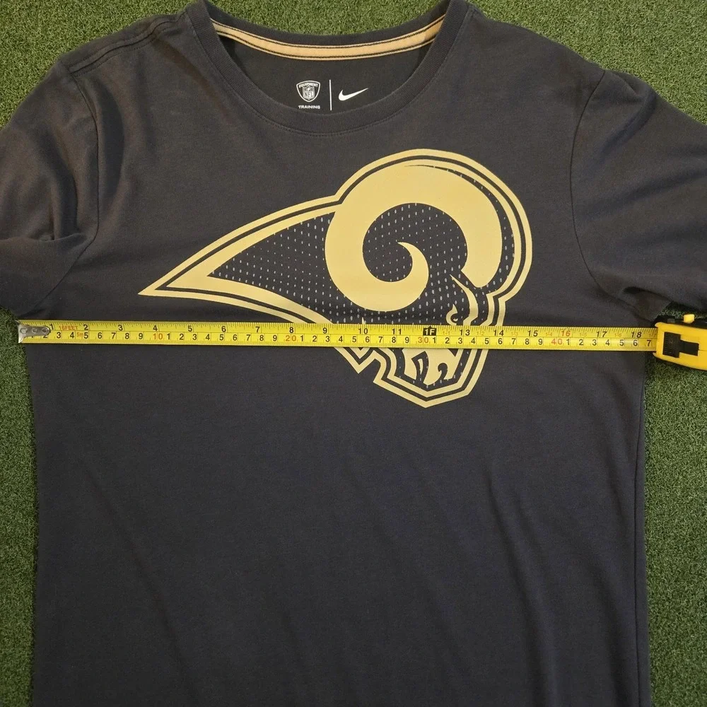 Nike Dri-Fit Los Angeles Rams NFL tee Women's Size Small Gray Short Sleeve